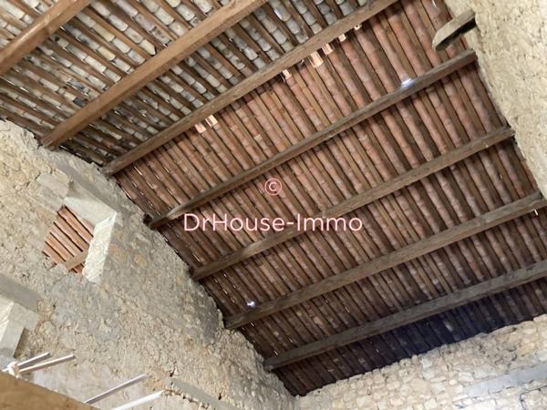 Bien immobilier à vendre 3 pièces de 320 m²