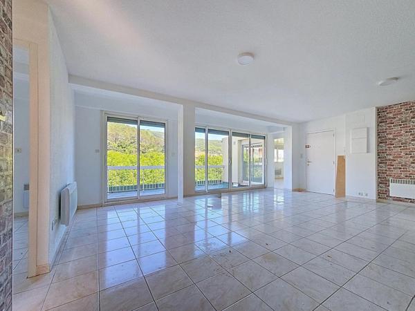 À vendre – Superbe appartement T4 de 81 m² avec terrasse panoramique au 4? et dernier étage à Lamalou-les-Bains