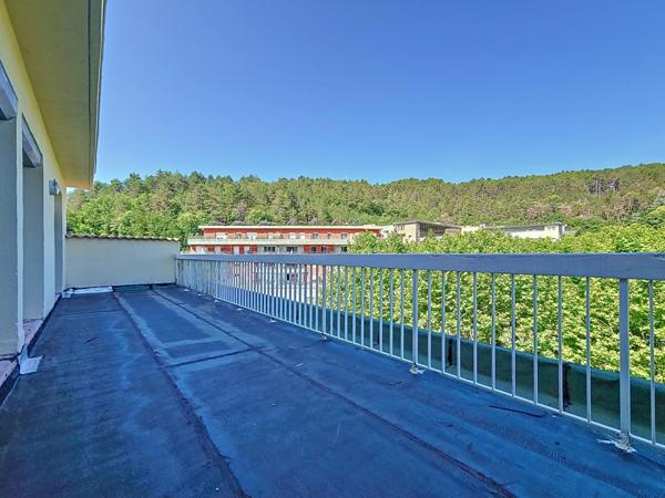 À vendre – Superbe appartement T4 de 81 m² avec terrasse panoramique au 4? et dernier étage à Lamalou-les-Bains