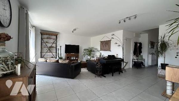 Maison 3 ch dont 1 au rdc