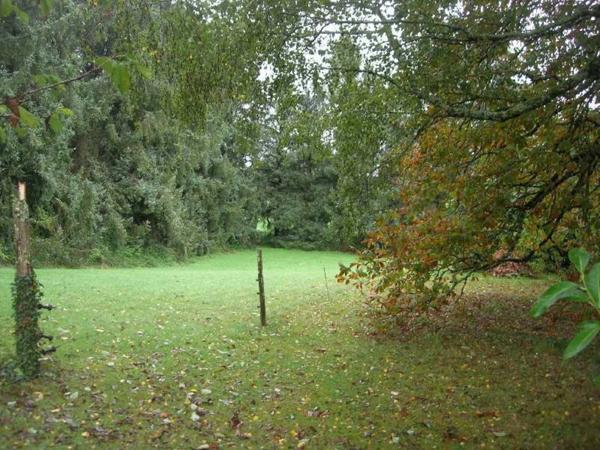 A LA COQUILLE (24) GRANDE MAISON D'ENVIRON 182 M² HABITABLES 4/5 CHAMBRES AVEC PISCINE ET DEPENDANCES SUR 6756 M² DE TERRAIN