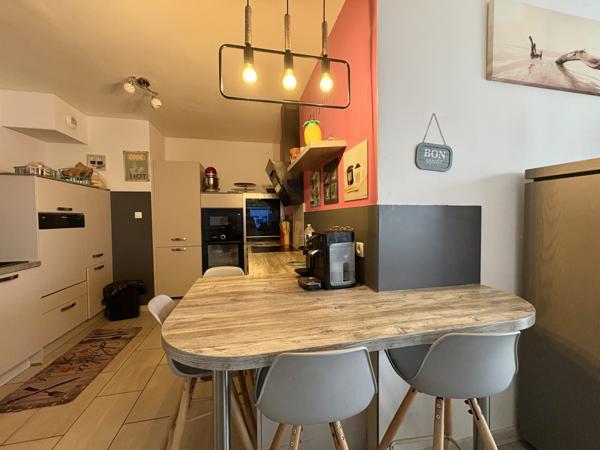 Saint-Étienne (42100) Bel appartement 3 chambres + balcon + garage double - Secteur Tréfilerie