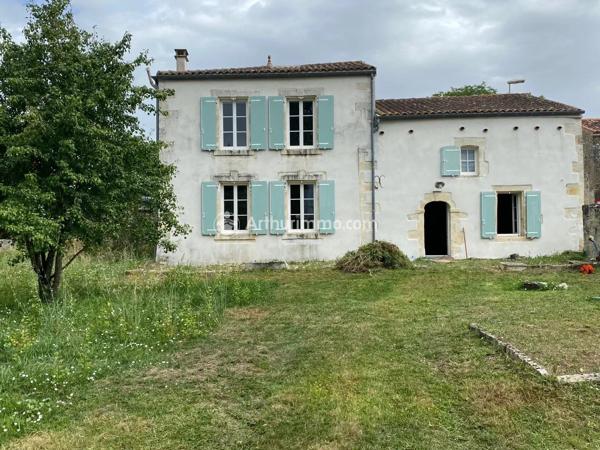 Location                                                      Maison de village
                        
                     7 pièces                      139 m2                     à Bignay