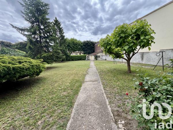 Apartment for sale 2 rooms 48 m² Le Bourget