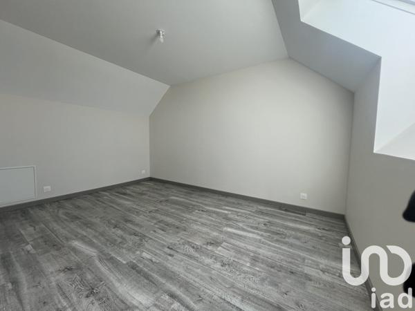 Pavillon 5 pièces de 123 m² à Arçay (18340)