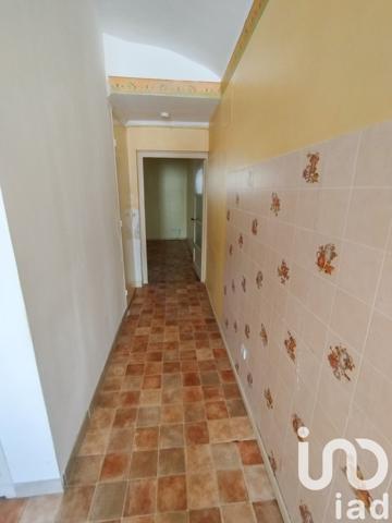 Maison 6 pièces de 130 m² à Villeneuve-de-Berg (07170)