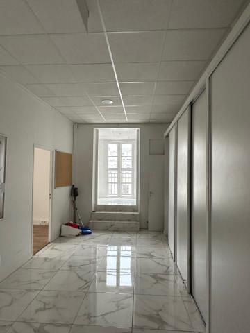 75002 - BOURSE - BUREAU - 165 m2