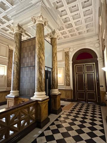 75002 - BOURSE - BUREAU - 165 m2