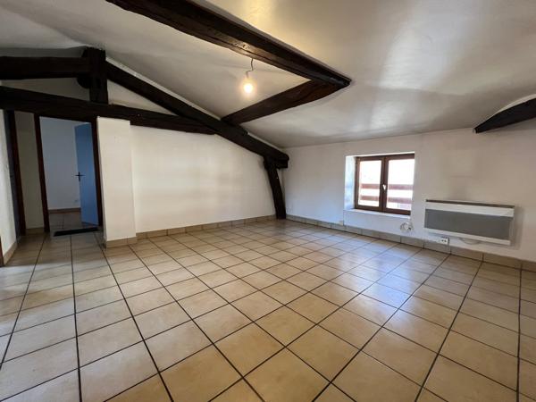 Appartement - 3 pièces - 37m² habitable Villefranche-sur-Saône (69400)
