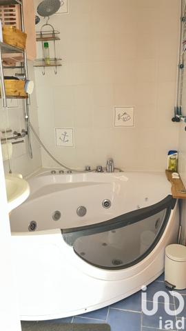 Appartement 2 pièces de 53 m² à La Rochelle (17000)