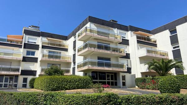 KERBONNE T4 GARAGE PARKING JARDIN