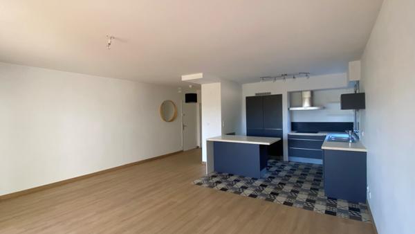 KERBONNE T4 GARAGE PARKING JARDIN