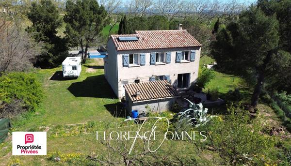 Magnifique Villa Provençale de  101m2 avec terrain arboré de 2347m2- 4 chambres - Douzens