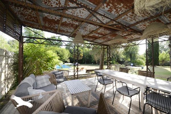 Maison à vendre |  Ruelle-sur-Touvre |  5 pièces | 220 m²