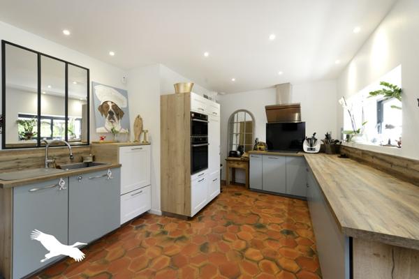 Maison à vendre |  Ruelle-sur-Touvre |  5 pièces | 220 m²