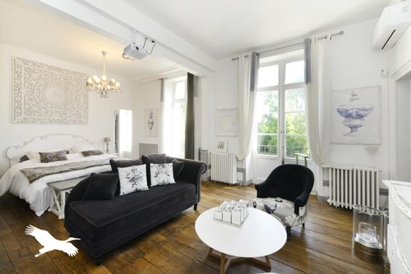 Maison à vendre |  Ruelle-sur-Touvre |  5 pièces | 220 m²