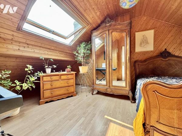 A VENDRE - MAISON Rond Point de Paris - Maison familiale 176 m² 6 chambres Garage Jardin