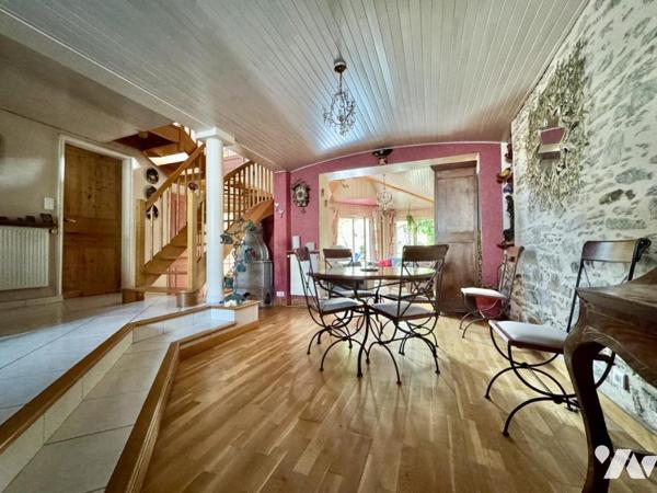 A VENDRE - MAISON Rond Point de Paris - Maison familiale 176 m² 6 chambres Garage Jardin