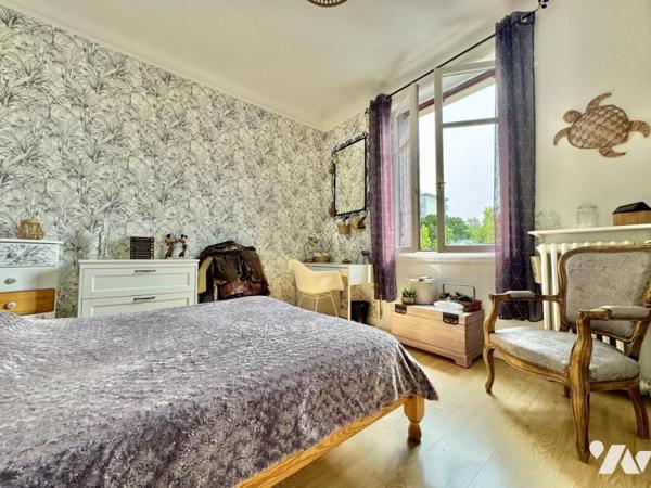 A VENDRE - MAISON Rond Point de Paris - Maison familiale 176 m² 6 chambres Garage Jardin