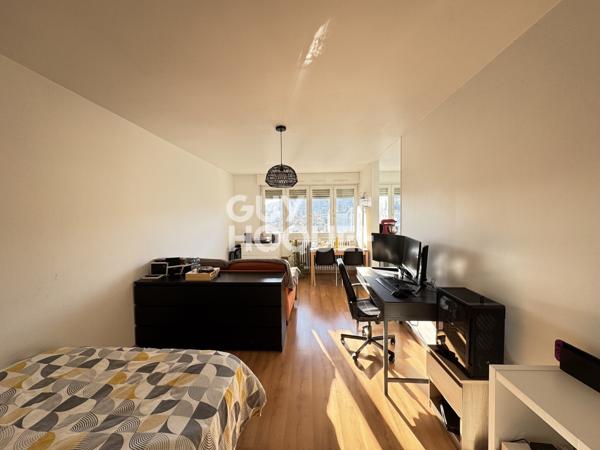 Appartement à louer studio de 33.11 m² à Bourgoin - Jallieu