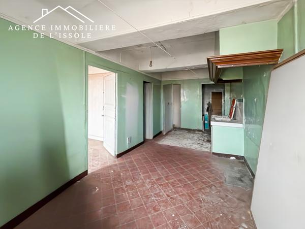 Flassans-sur-Issole (83340) Immeuble de rapport - 4 appartements