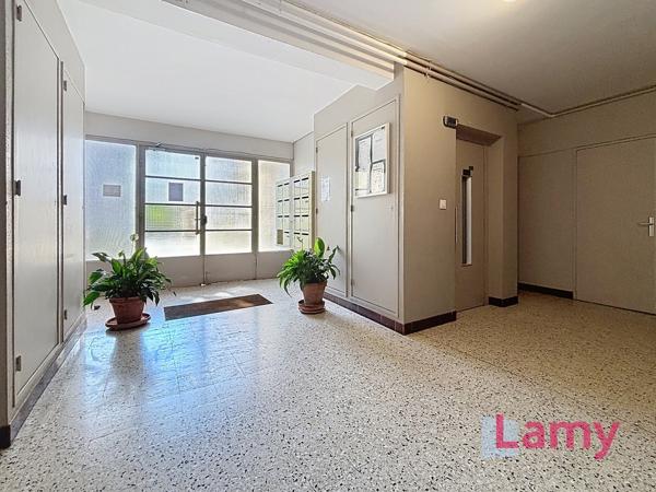 Appartement + annexe