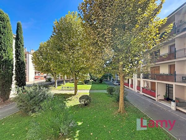 Appartement + annexe