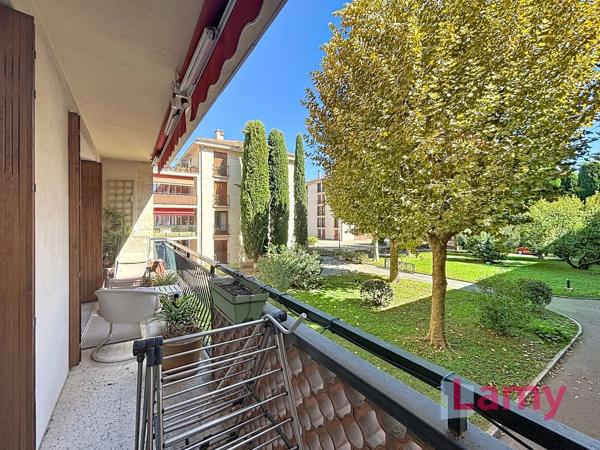 Appartement + annexe