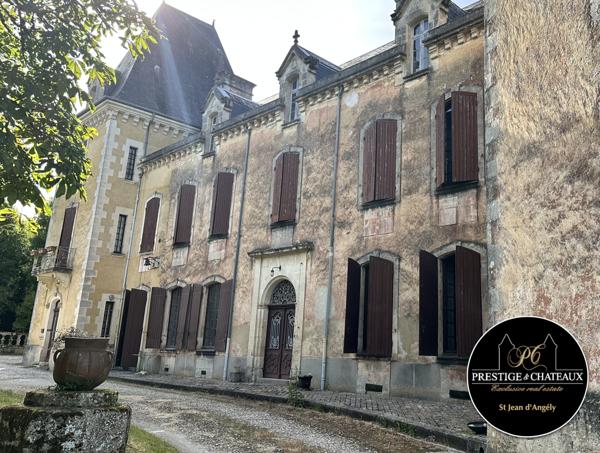 Un Château dans la ville... Saint-Jean-d'Angély (17400)