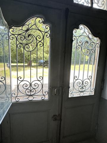 Un Château dans la ville... Saint-Jean-d'Angély (17400)