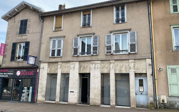 Maison à vendre    2 pièces • 286 m2 Aixe-sur-Vienne