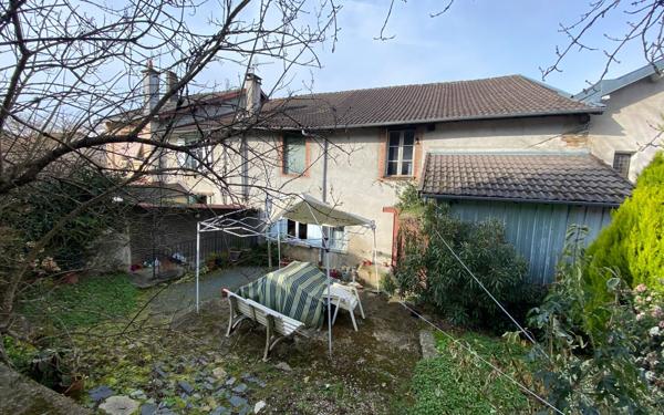 Maison à vendre    2 pièces • 286 m2 Aixe-sur-Vienne