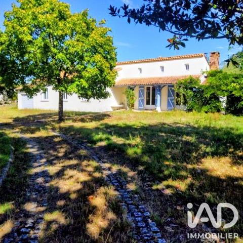 Maison à vendre 5 pièces 136 m² Saint-Antoine-de-Breuilh