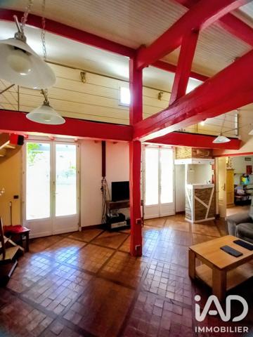 Maison à vendre 5 pièces 136 m² Saint-Antoine-de-Breuilh