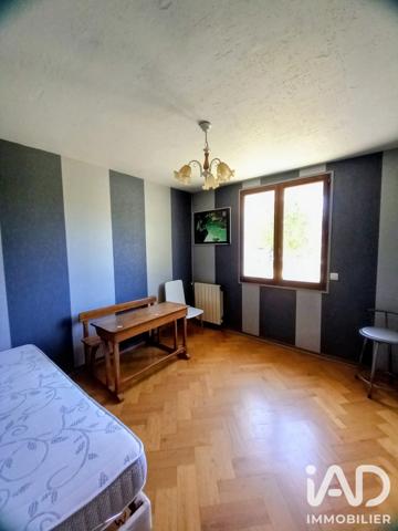 Maison à vendre 5 pièces 136 m² Saint-Antoine-de-Breuilh