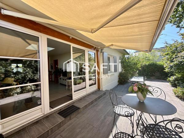 Superbe vue sur votre jardin depuis la terrasse