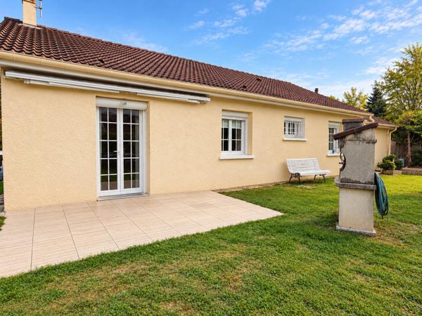 PAVILLON INDIVIDUEL DE PLAIN PIED AVEC PISCINE
