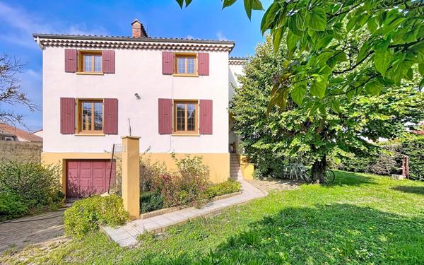 Maison à vendre    7 pièces •  Pont-de-l'Isère