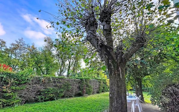 Maison à vendre    7 pièces •  Pont-de-l'Isère