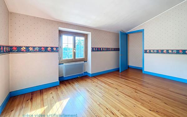 Maison à vendre    7 pièces •  Pont-de-l'Isère