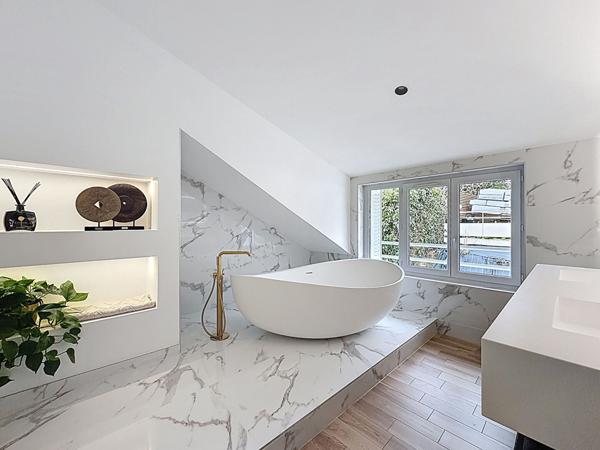 Maison spacieuse entièrement rénovée à vendre à Limoges - 4 chambres, 165 m² - garage double