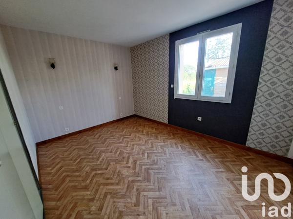 Maison à vendre 9 pièces 250 m² Le Poiré-sur-Vie