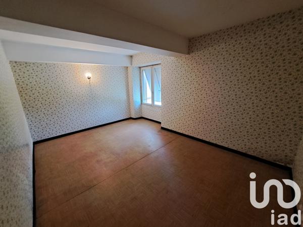 Maison à vendre 9 pièces 250 m² Le Poiré-sur-Vie