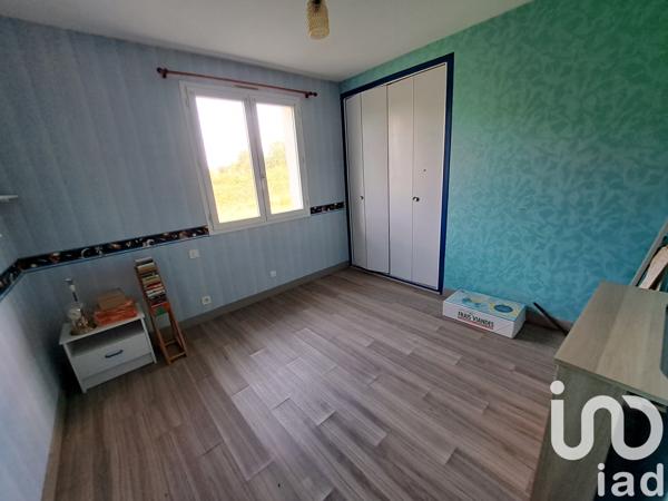 Maison à vendre 9 pièces 250 m² Le Poiré-sur-Vie