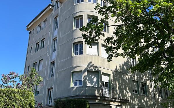 Appartement à vendre    3 pièces • 112 m2 Mulhouse