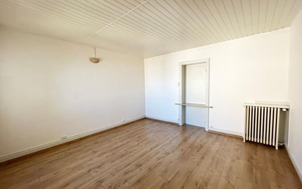 Appartement à vendre    3 pièces • 112 m2 Mulhouse