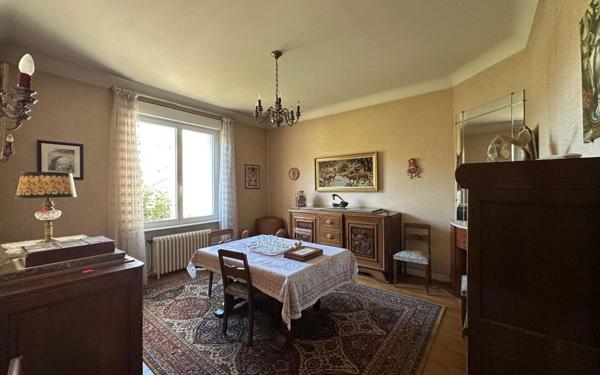 Maison à vendre    7 pièces • 182 m2 Limoges