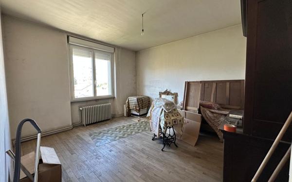 Maison à vendre    7 pièces • 182 m2 Limoges