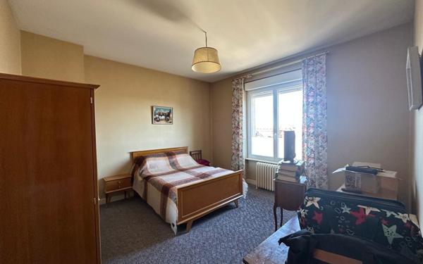 Maison à vendre    7 pièces • 182 m2 Limoges