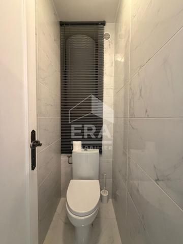 A LOUER - APPARTEMENT MEUBLE 3 PIECES EN REZ-DE-JARDIN A CAGNES-SUR-MER, SECTEUR LAUTIN